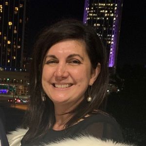 Meet your Posher, Marcia